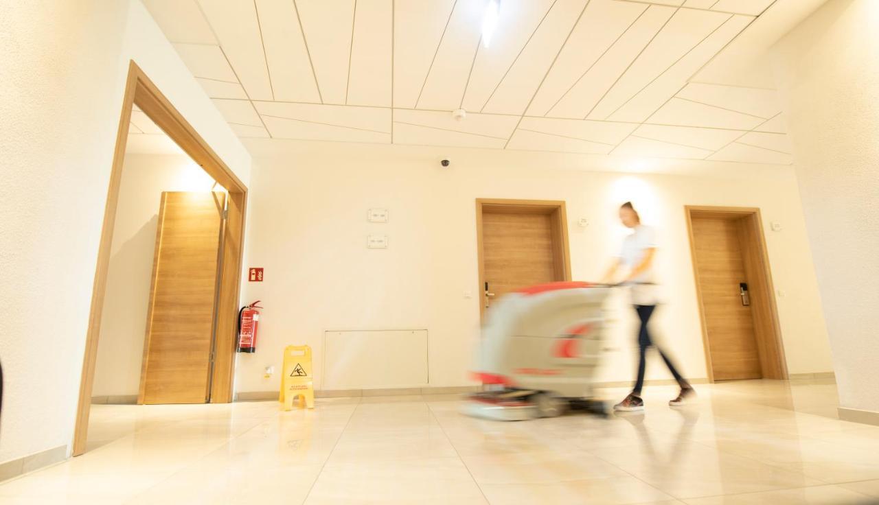 Stadthotel Donauwörth מראה חיצוני תמונה