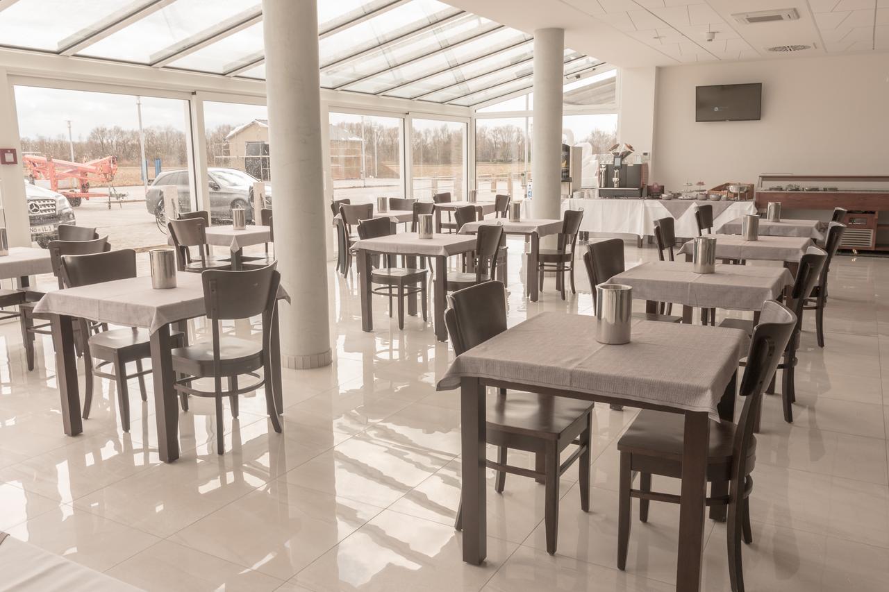 Stadthotel Donauwörth מראה חיצוני תמונה