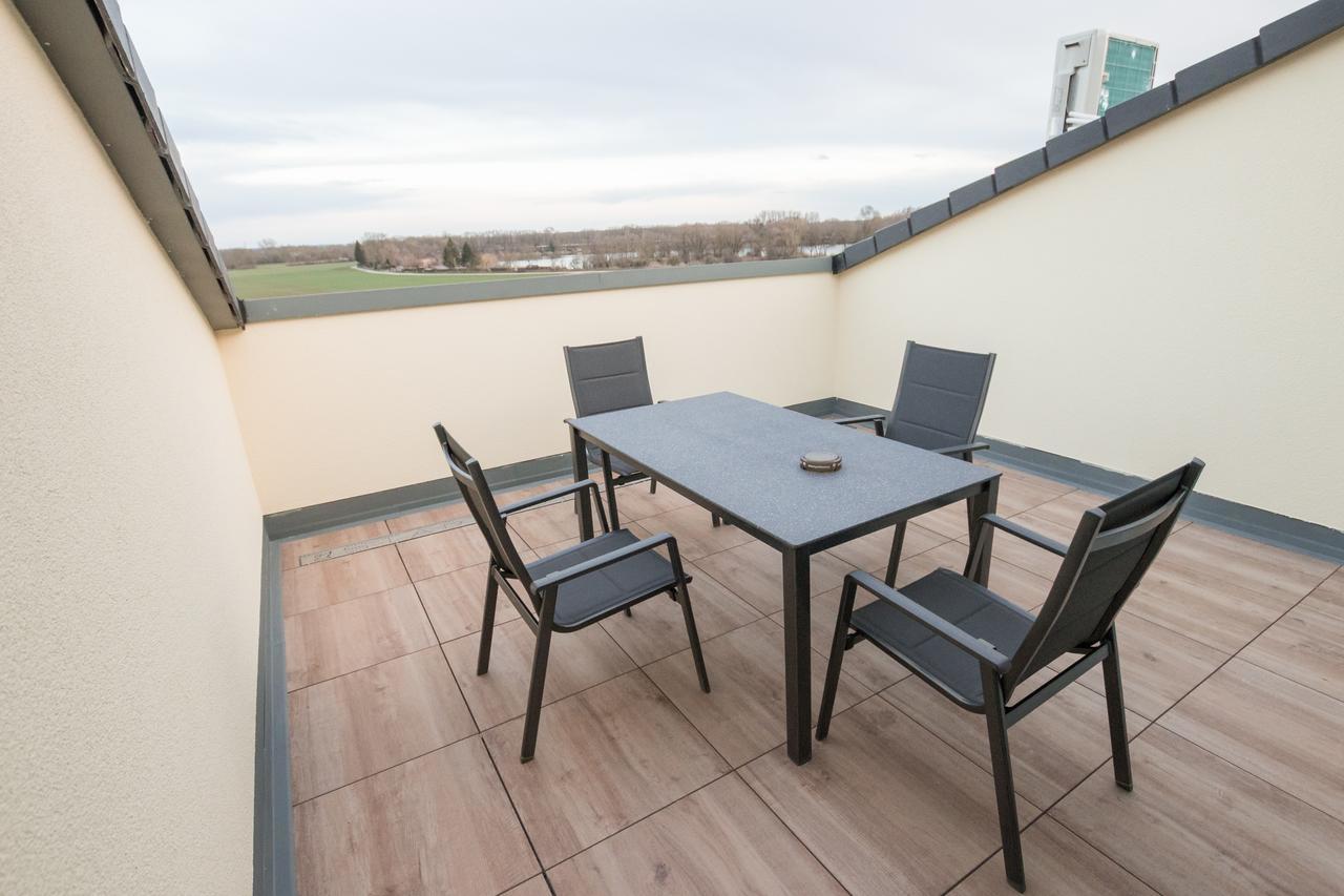 Stadthotel Donauwörth מראה חיצוני תמונה